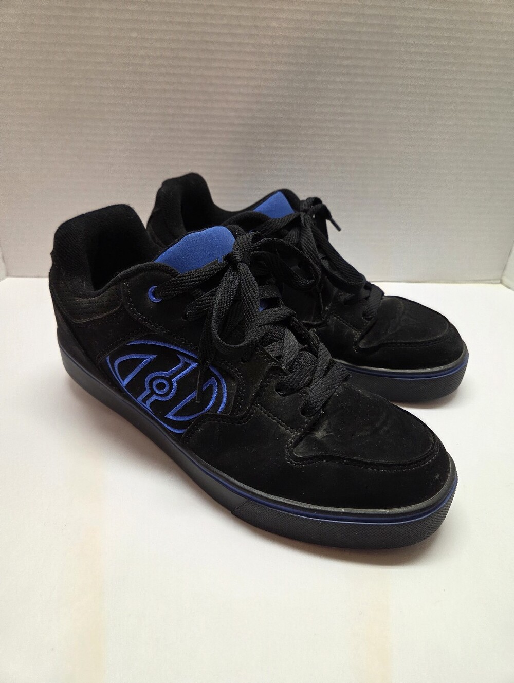 Heelys Black And Blue Skate Shoes Size 10